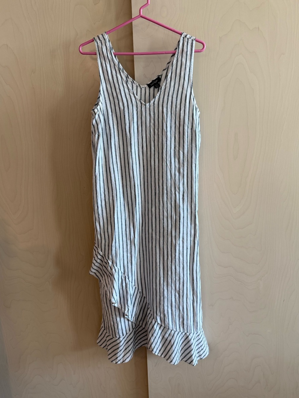 Lord & Taylor Black and White Striped V-Neck Blouse